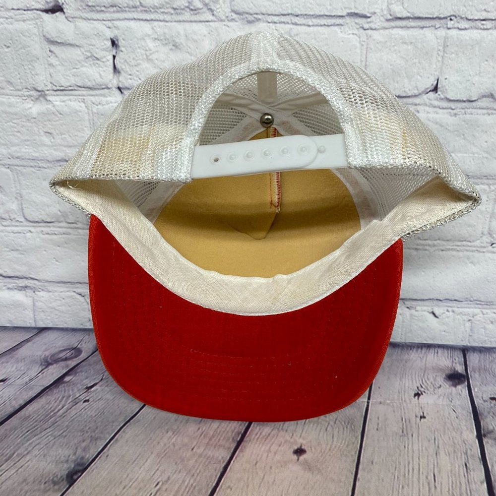 Vintage Hat Cap Snapback Red White Trucker Mesh ENERSEAL Patch Logo Foam Visor - Picture 7 of 7